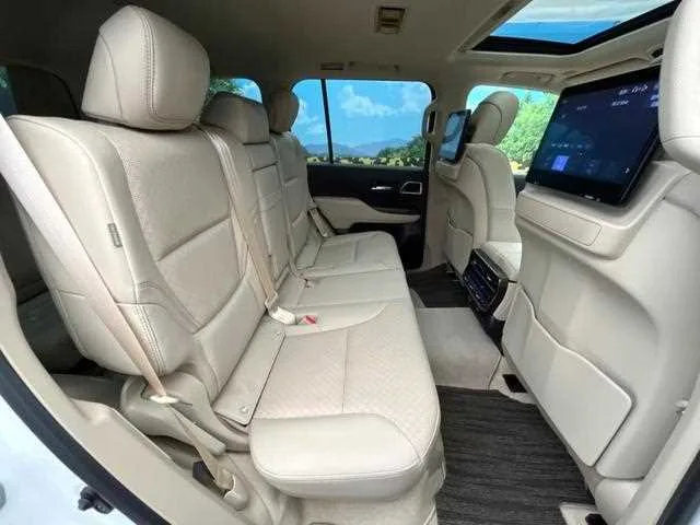 Toyota Land Cruiser 2023 — миниатюра 3