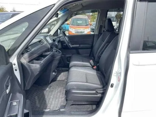 Honda Freed 2022 — миниатюра 3