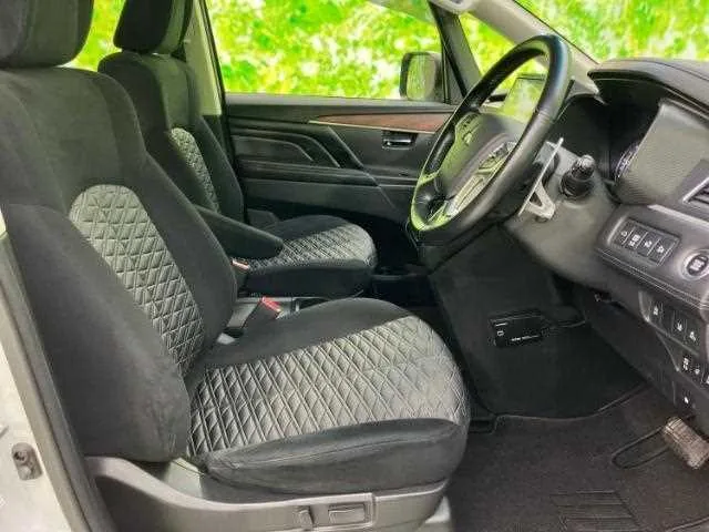 Mitsubishi Delica D:5 2022 — миниатюра 2