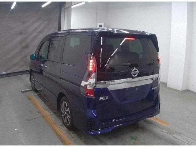 Nissan Serena 2022 — миниатюра 5