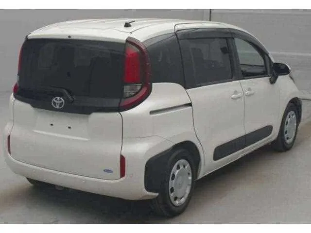 Toyota Sienta 2023 — миниатюра 5