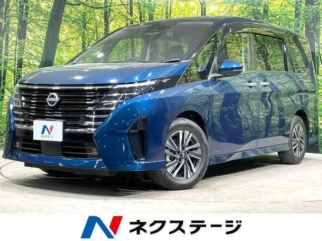 Nissan Serena 2023 — фото 1, купить с доставкой в Москву