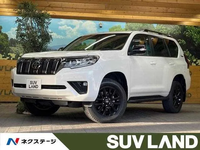 Toyota Land Cruiser Prado 2022 — фото 1, купить с доставкой в Москву