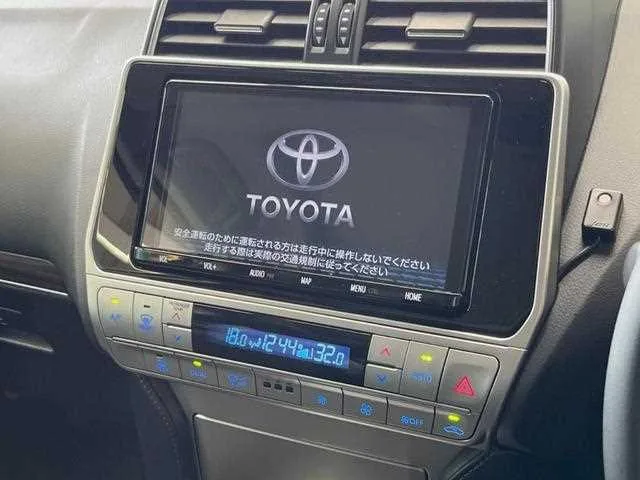 Toyota Land Cruiser Prado 2023 — миниатюра 4