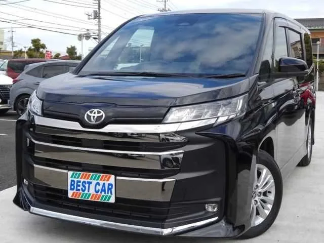 Toyota Noah 2.0 S-G 2025 — фото 1, купить с доставкой в Москву
