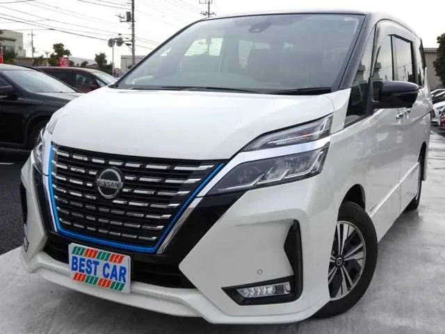 Nissan Serena 1.2 e-POWER HighwayStar V 2022 — фото 1, купить с доставкой в Москву