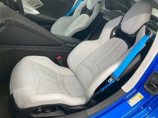 Chevrolet Corvette 2025 — миниатюра 5