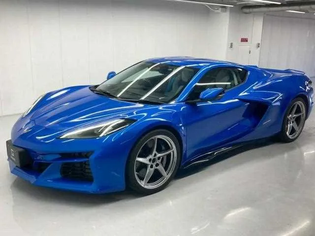 Chevrolet Corvette 2025 — фото 1, купить с доставкой в Москву