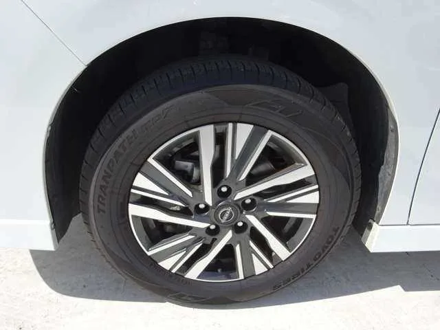 Nissan Serena 2.0 HighwayStarV 2025 — миниатюра 4