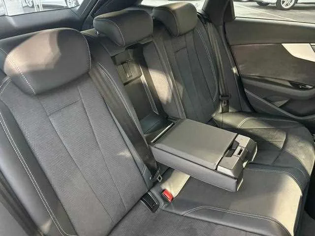 Audi A4 2024 — миниатюра 5