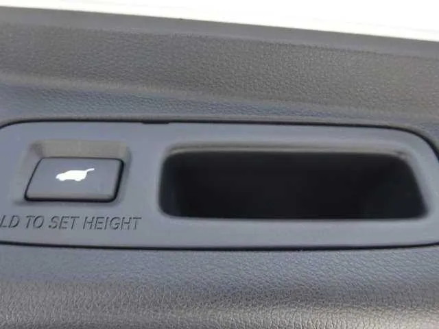 Honda Odyssey 2.0 e:HEV Absolute EX 2024 — миниатюра 5