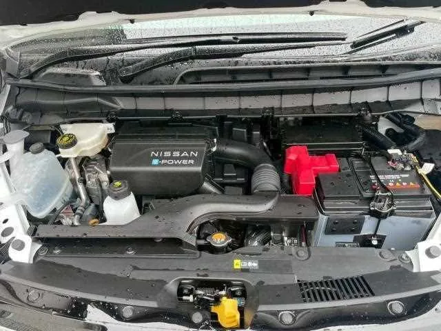 Nissan SERENA 2025 — миниатюра 2