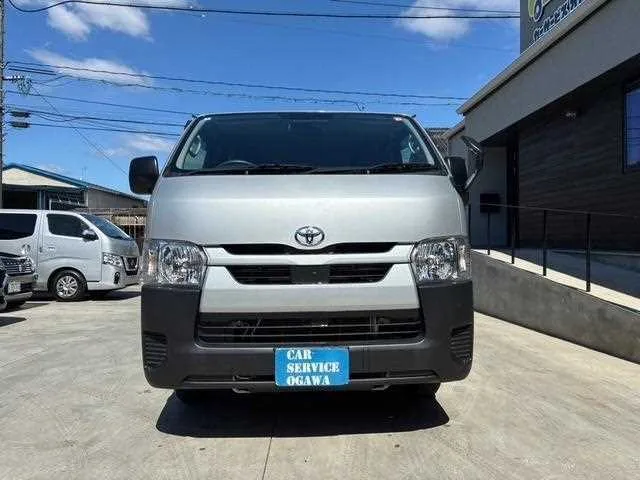 Toyota Hiace Van 2024 — миниатюра 2