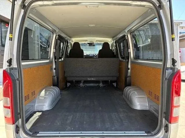 Toyota Hiace Van 2024 — миниатюра 3