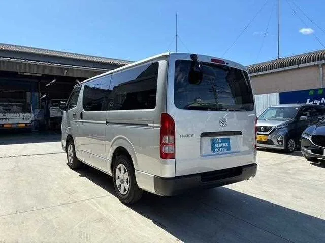 Toyota Hiace Van 2024 — миниатюра 5