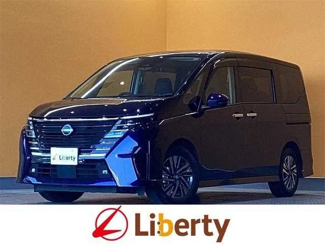 Nissan Serena 2023 — фото 1, купить с доставкой в Москву