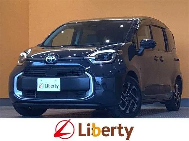 Toyota Sienta 2024 — фото 1, купить с доставкой в Москву