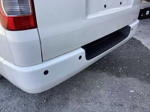Toyota Hiace Van 2023 — миниатюра 3