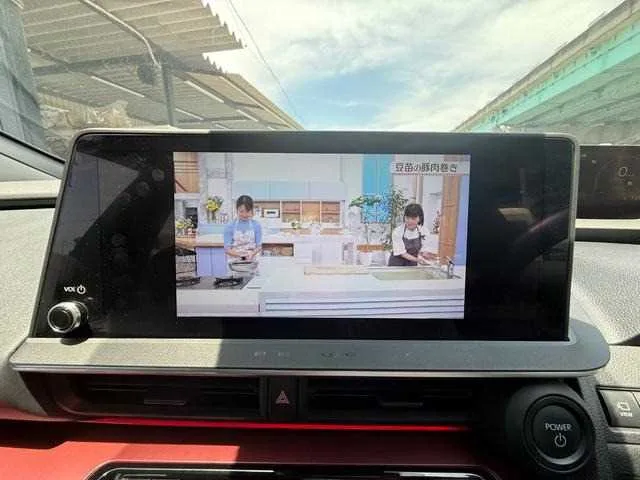 Toyota Prius 2023 — миниатюра 5
