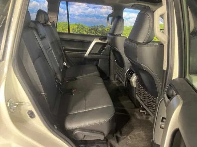 Toyota Land Cruiser Prado 2023 — миниатюра 3