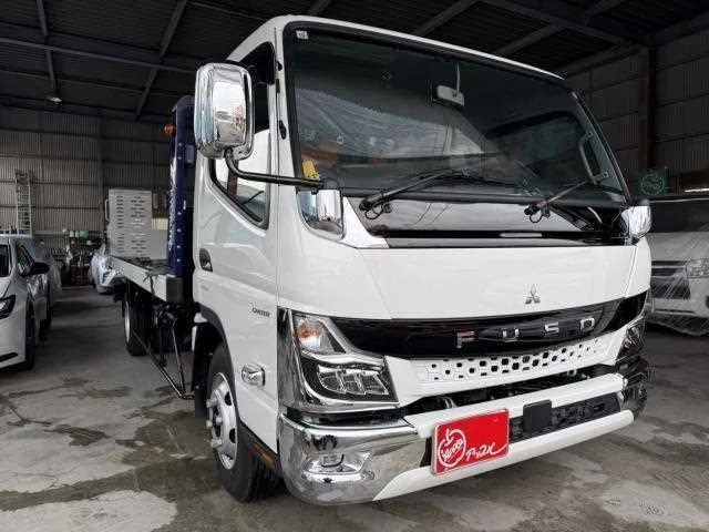 Mitsubishi Fuso Canter 2024 — фото 1, купить с доставкой в Москву