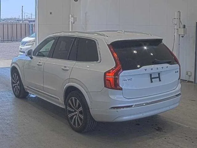 Volvo XC90 2023 — миниатюра 2