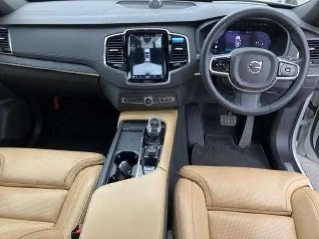 Volvo XC90 2023 — миниатюра 3