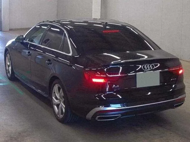 Audi A4 2023 — миниатюра 3