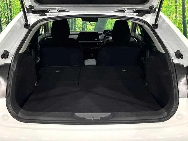 Toyota Prius 2023 — миниатюра 4