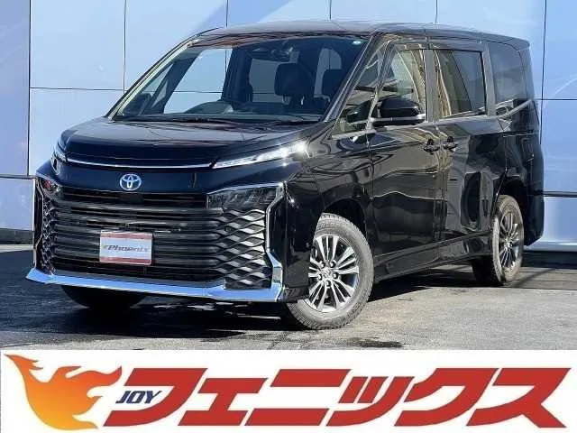 Toyota Voxy Hybrid S-G 4WD 2023 — фото 1, купить с доставкой в Москву