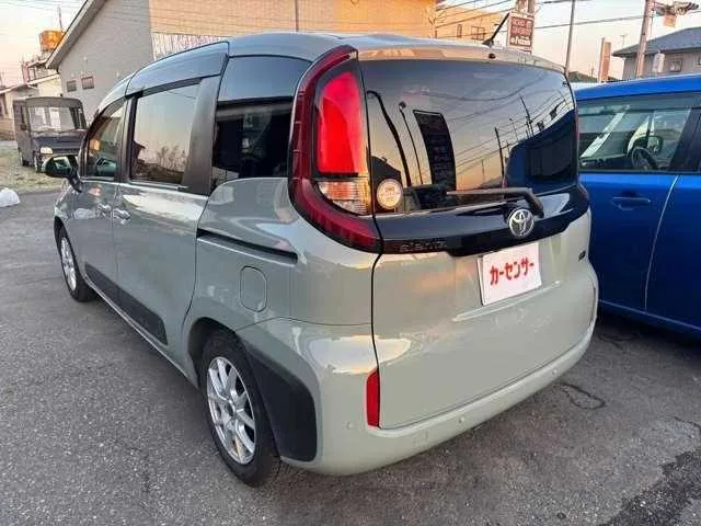 Toyota Sienta 2023 — миниатюра 4