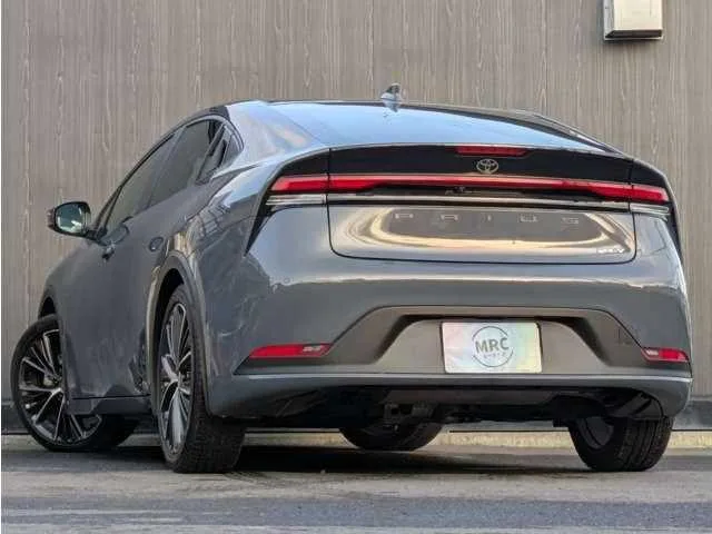 Toyota Prius 2023 — миниатюра 2