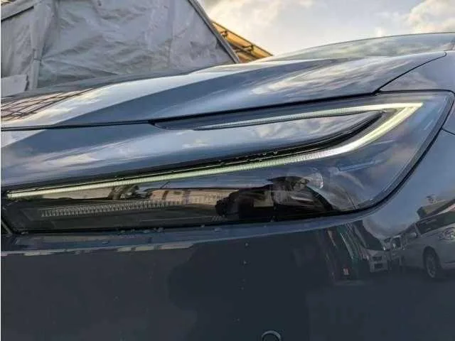 Toyota Prius 2023 — миниатюра 3
