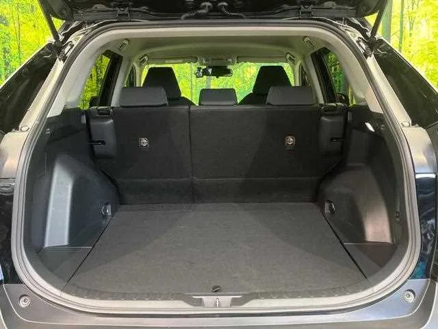 Toyota RAV4 2022 — миниатюра 4