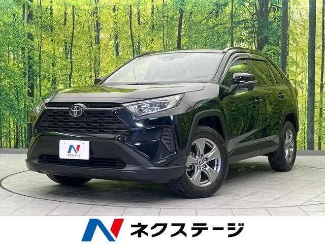 Toyota RAV4 2022 — фото 1, купить с доставкой в Москву