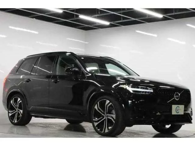 Volvo XC90 2023 — фото 1, купить с доставкой в Москву