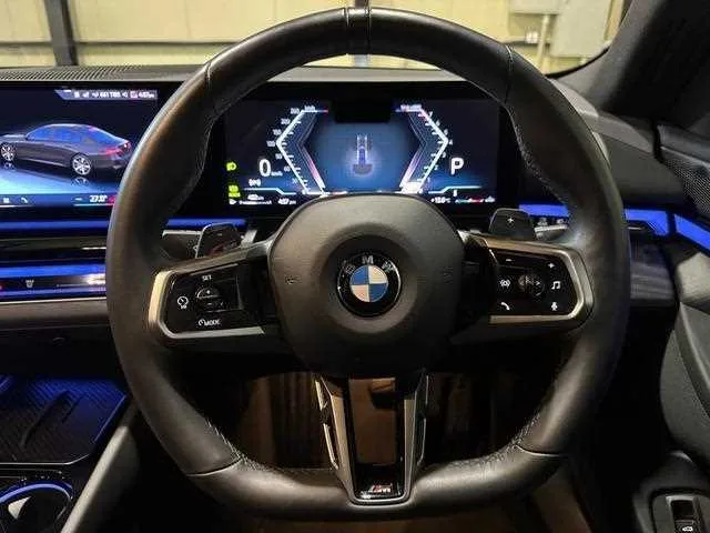 BMW 5 Series 2023 — миниатюра 3