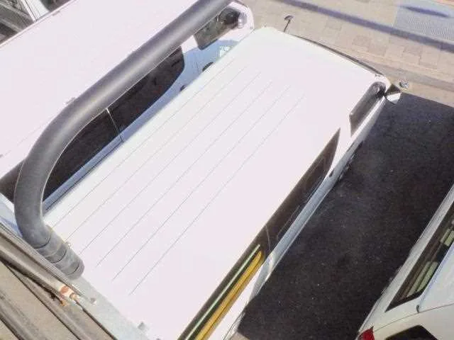 Toyota HIACE VAN 2023 — миниатюра 3