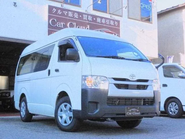 Toyota HIACE VAN 2023 — фото 1, купить с доставкой в Москву