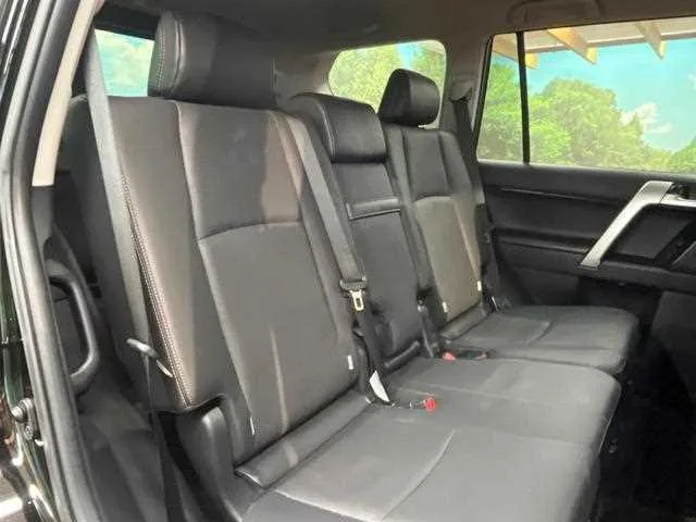 Toyota Land Cruiser Prado 2023 — миниатюра 4