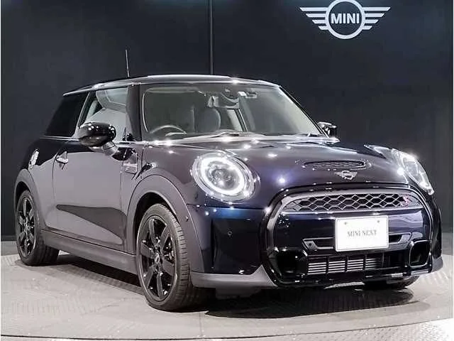 BMW MINI 2022 — миниатюра 3