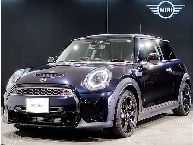 BMW MINI 2022 — фото 1, купить с доставкой в Москву
