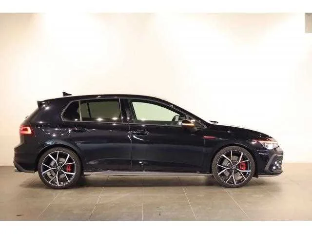 Volkswagen GOLF GTI 2022 — миниатюра 4