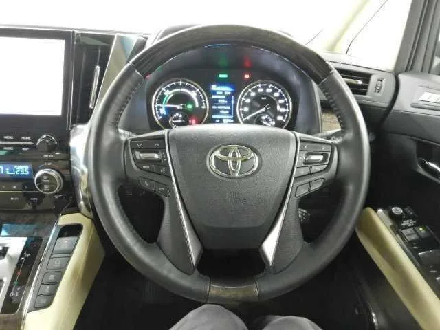Toyota ALPHARD HYBRID 2023 — миниатюра 5