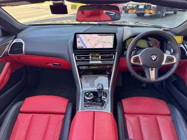 BMW 8 Series 2025 — миниатюра 5