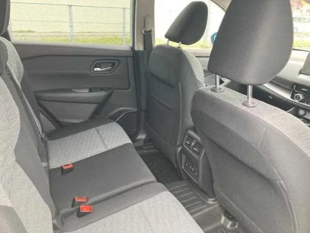 Nissan X-Trail 2022 — миниатюра 3
