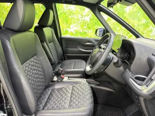 Toyota VOXY 2025 — миниатюра 2