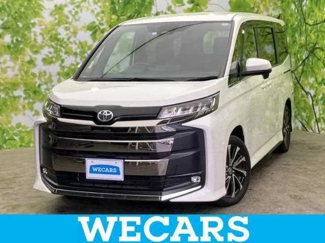 Toyota NOAH 2023 — фото 1, купить с доставкой в Москву