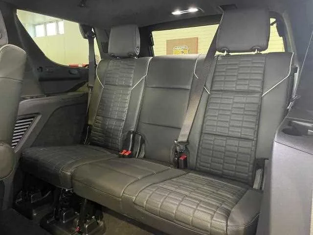 Cadillac Escalade 2025 — миниатюра 5