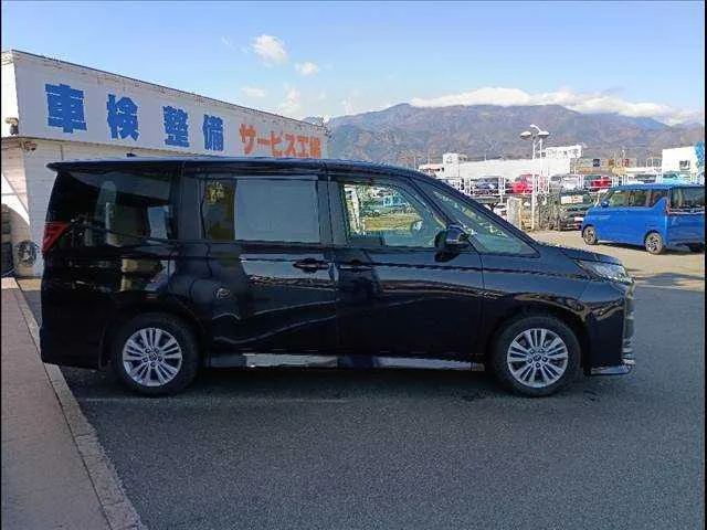 Toyota NOAH S-G Toyota Safety Sense 2023 — миниатюра 2